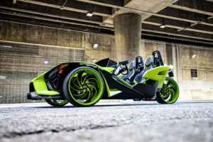 Slingshot on Strada Street Classics Retro6 Wheels