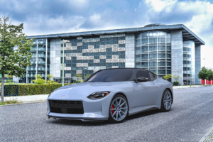 Nissan Z with Strada Wheels Palo