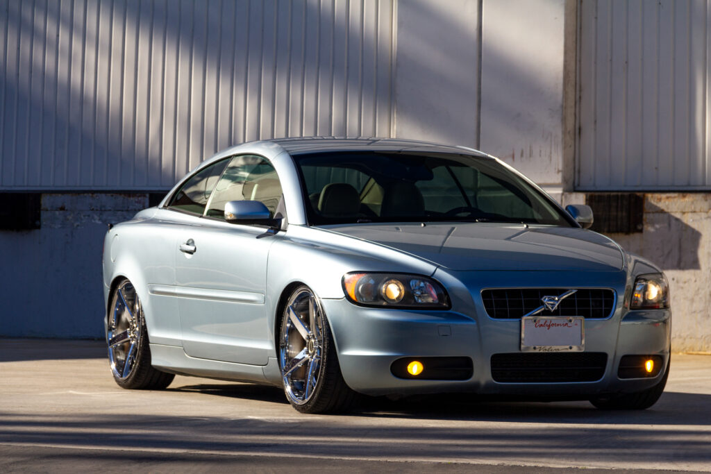 Volvo with Strada Perfetto Wheels – Strada Wheels