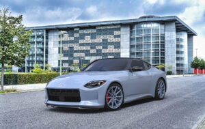 Nissan Z with Strada Wheels Palo